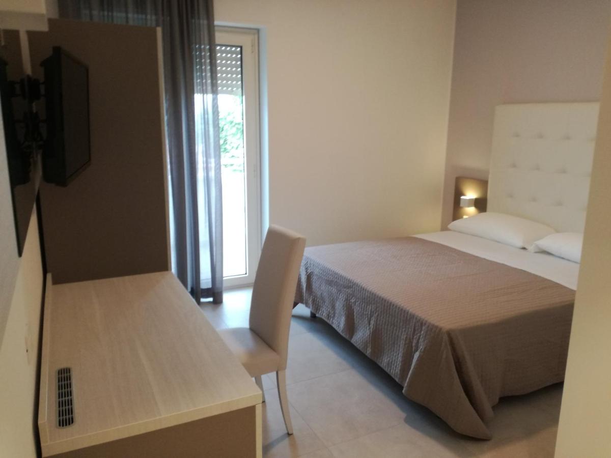 Nuovo Hotel Settibi.