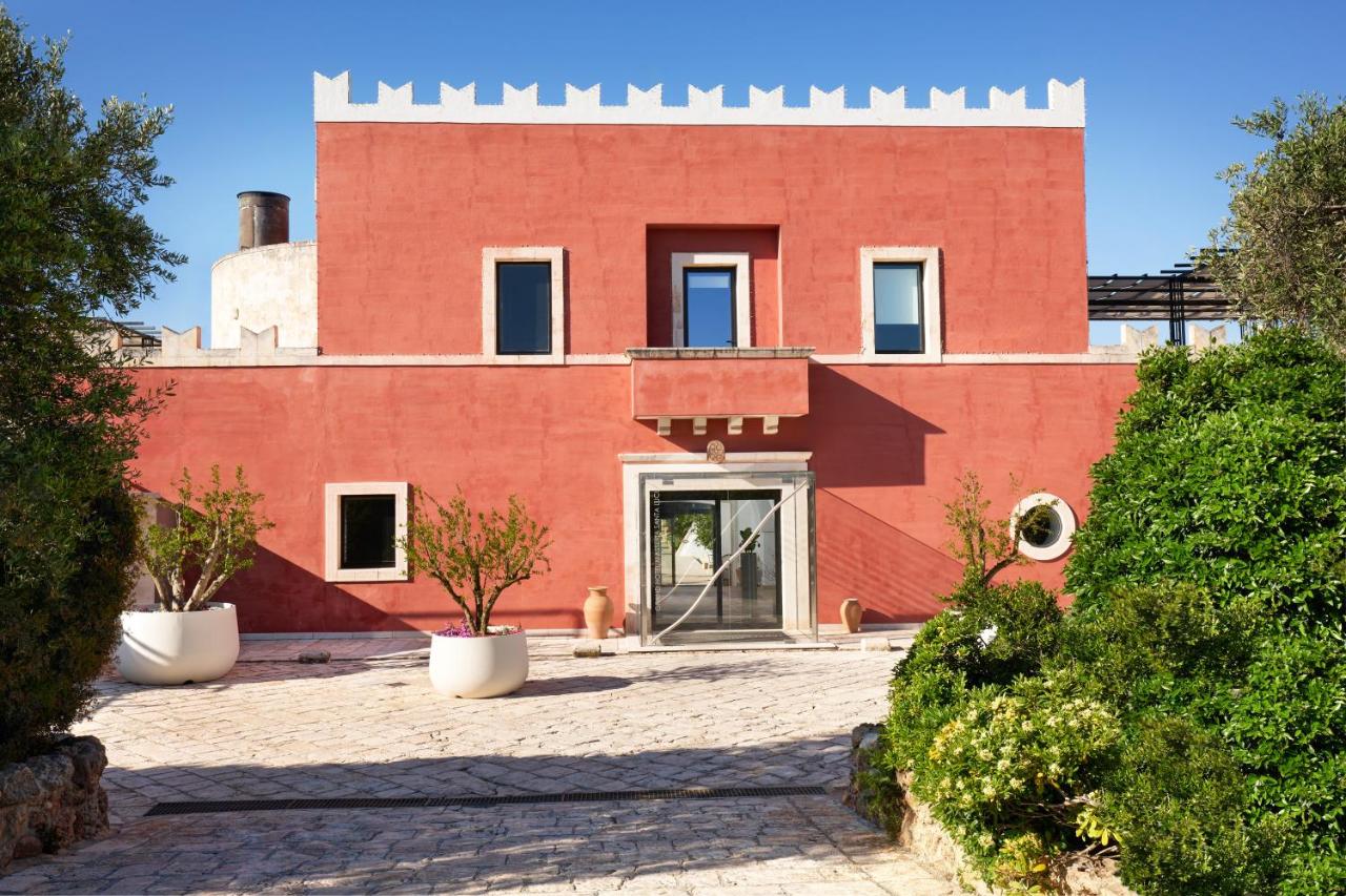 Grand Hotel Masseria Santa Lucia.