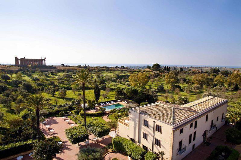 Hotel Villa Athena.