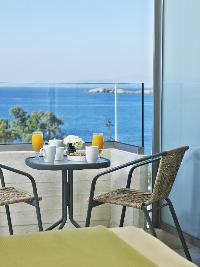 Amarilia Hotel.