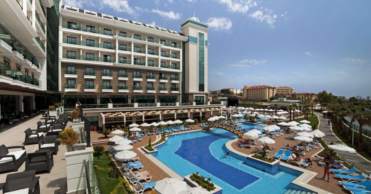 Luna Blanca Resort & Spa.