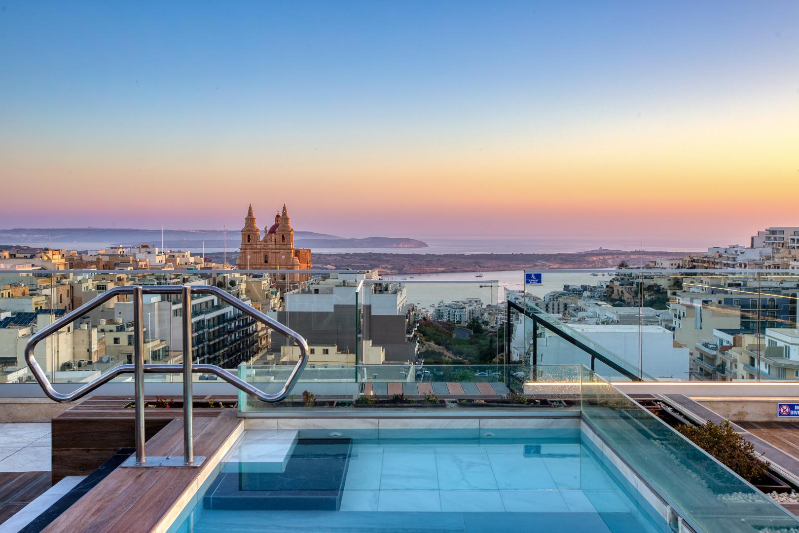 Solana Hotel & Spa.