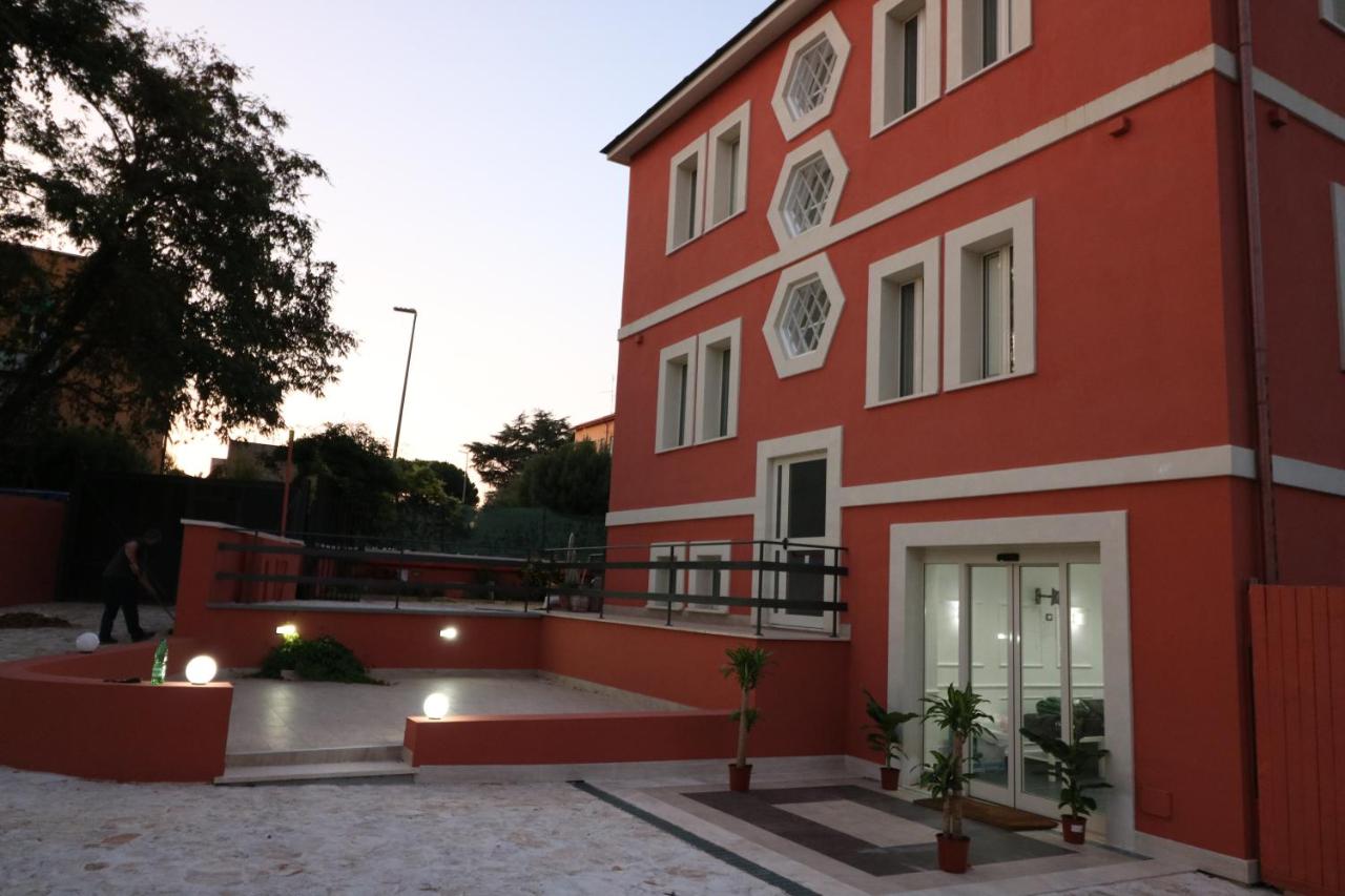 Palace Rome.