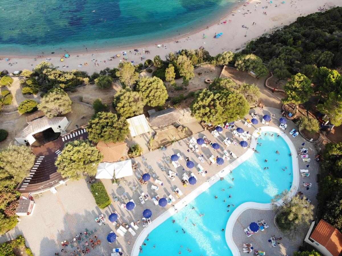 Club Esse Palmasera Resort.