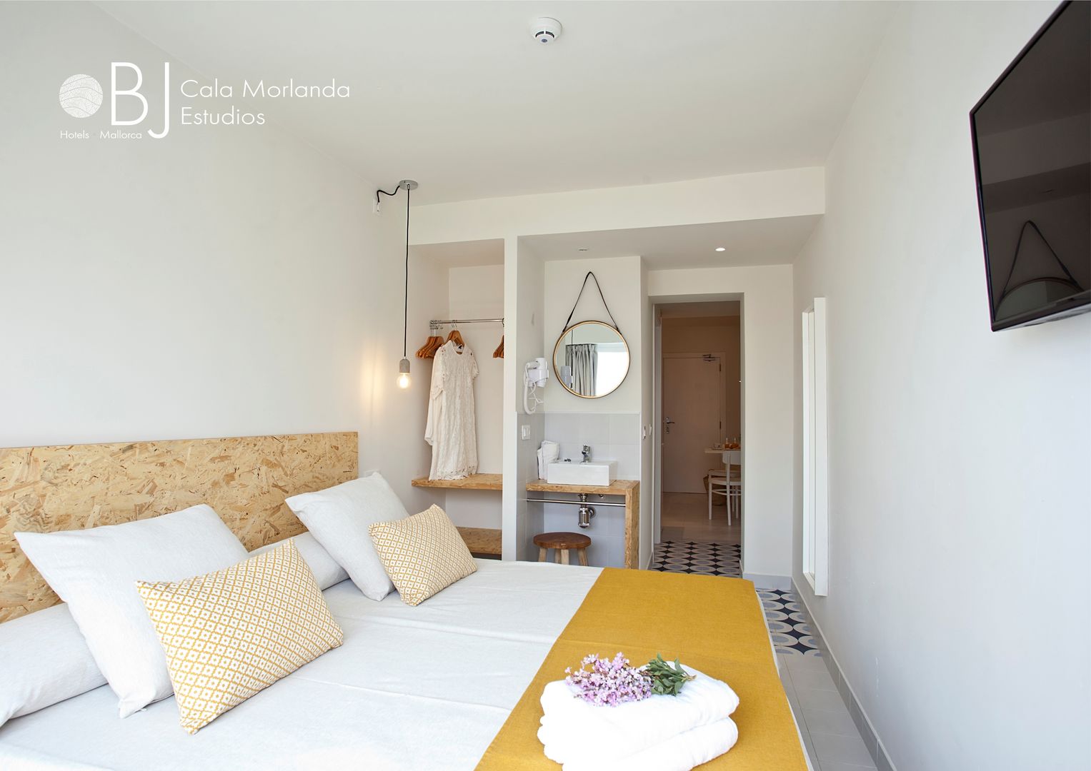 Cala Morlanda Estudios image 1