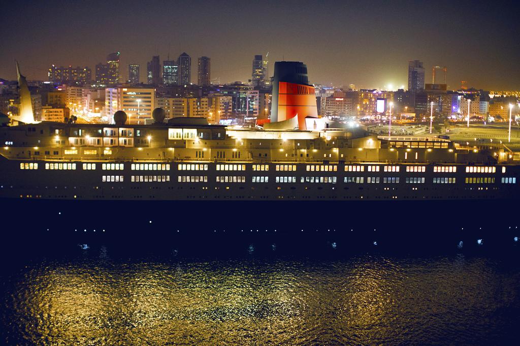 Queen Elizabeth 2 foto 26