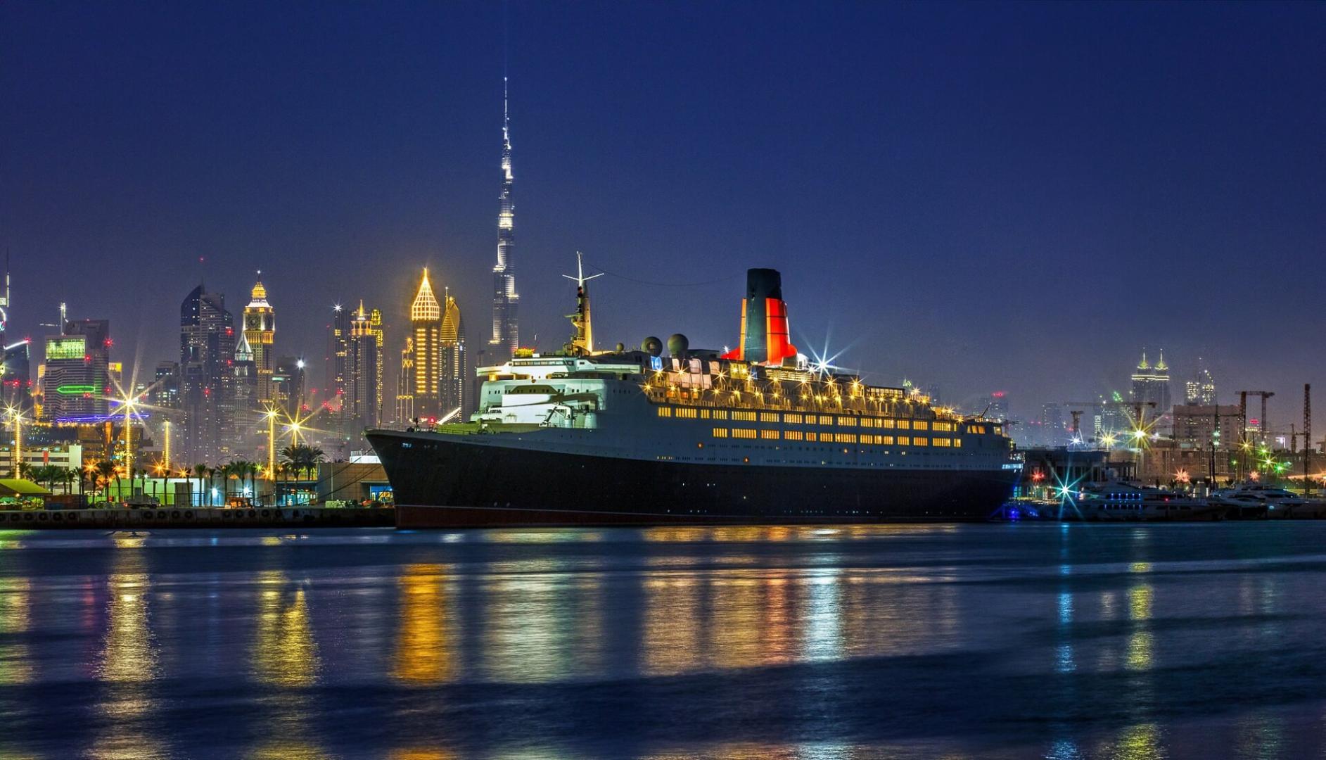 Queen Elizabeth 2 foto 14