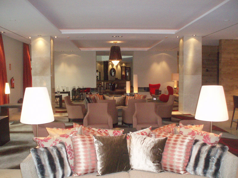 URH Hotel Zen Balagares image 3