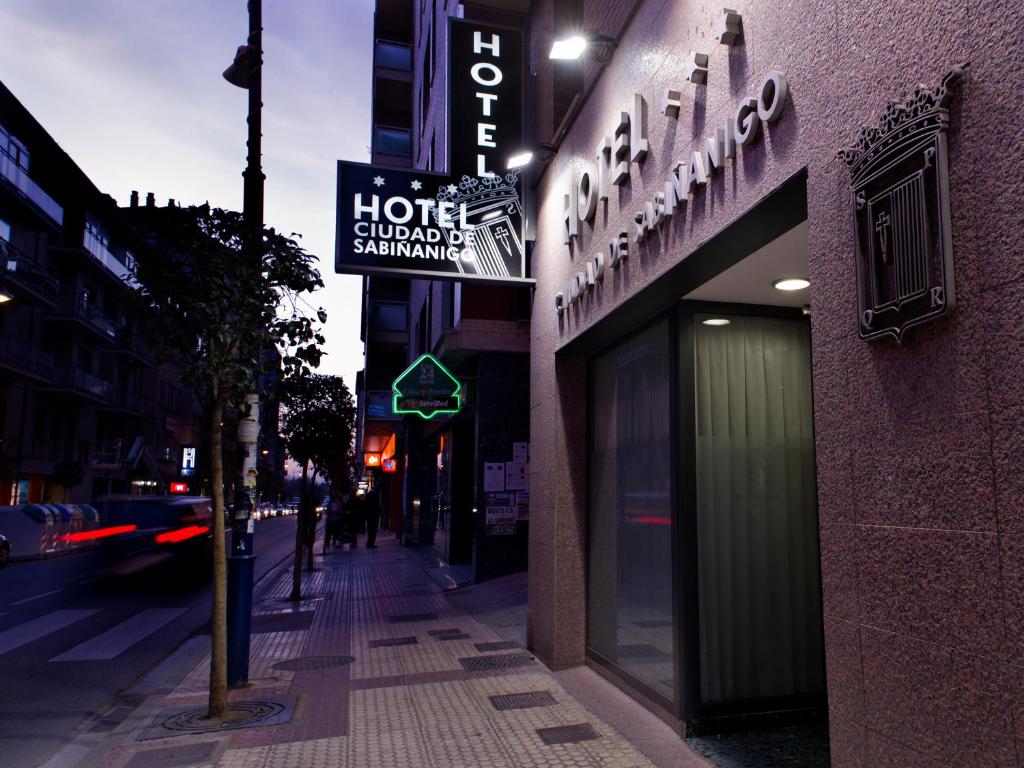 Hotel Ciudad de Sabiñánigo foto 11