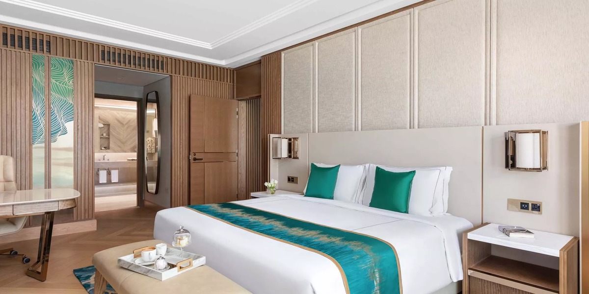 Taj Exotica Resort & Spa, The Palm image 1