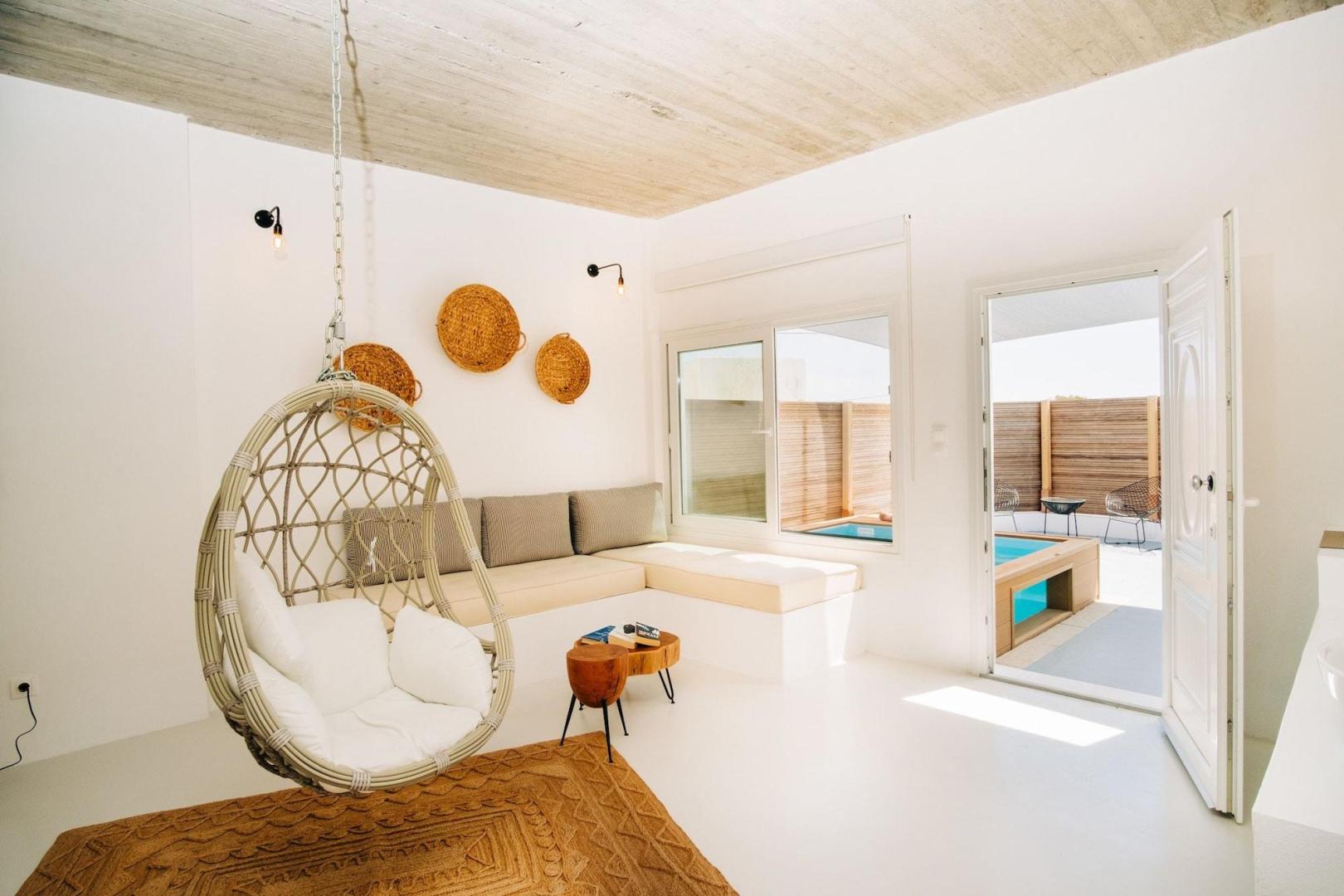 Mesanto Luxury Suites foto 24