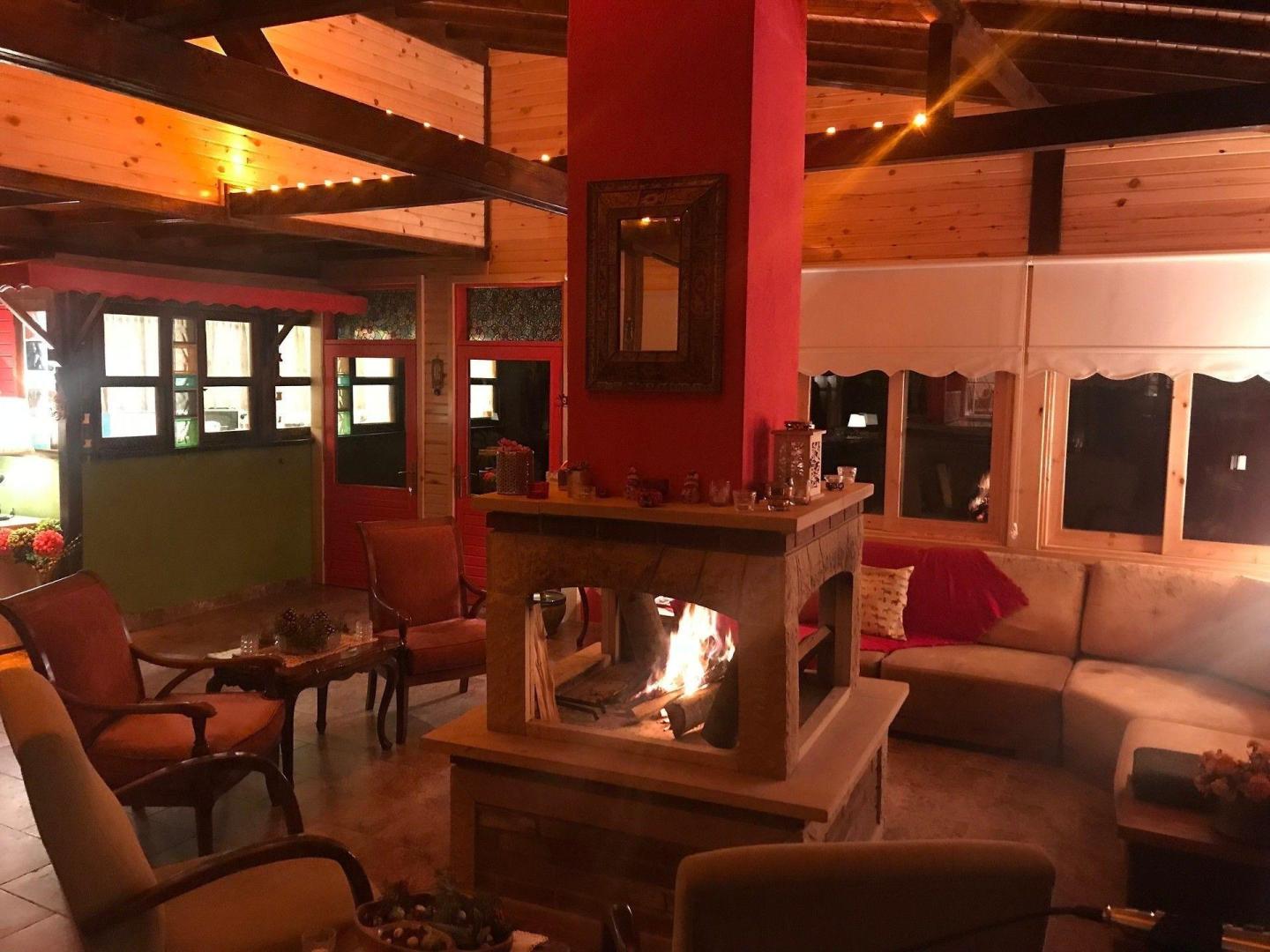 Sweet Home River Hotel image 3
