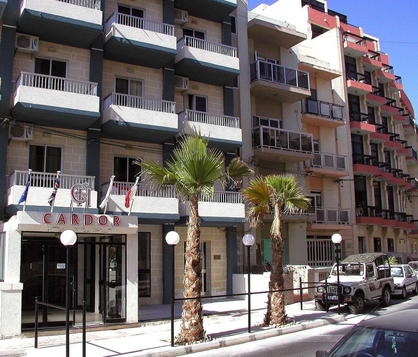 Mediterraans hotelgebouw — Cardor Holiday Complex