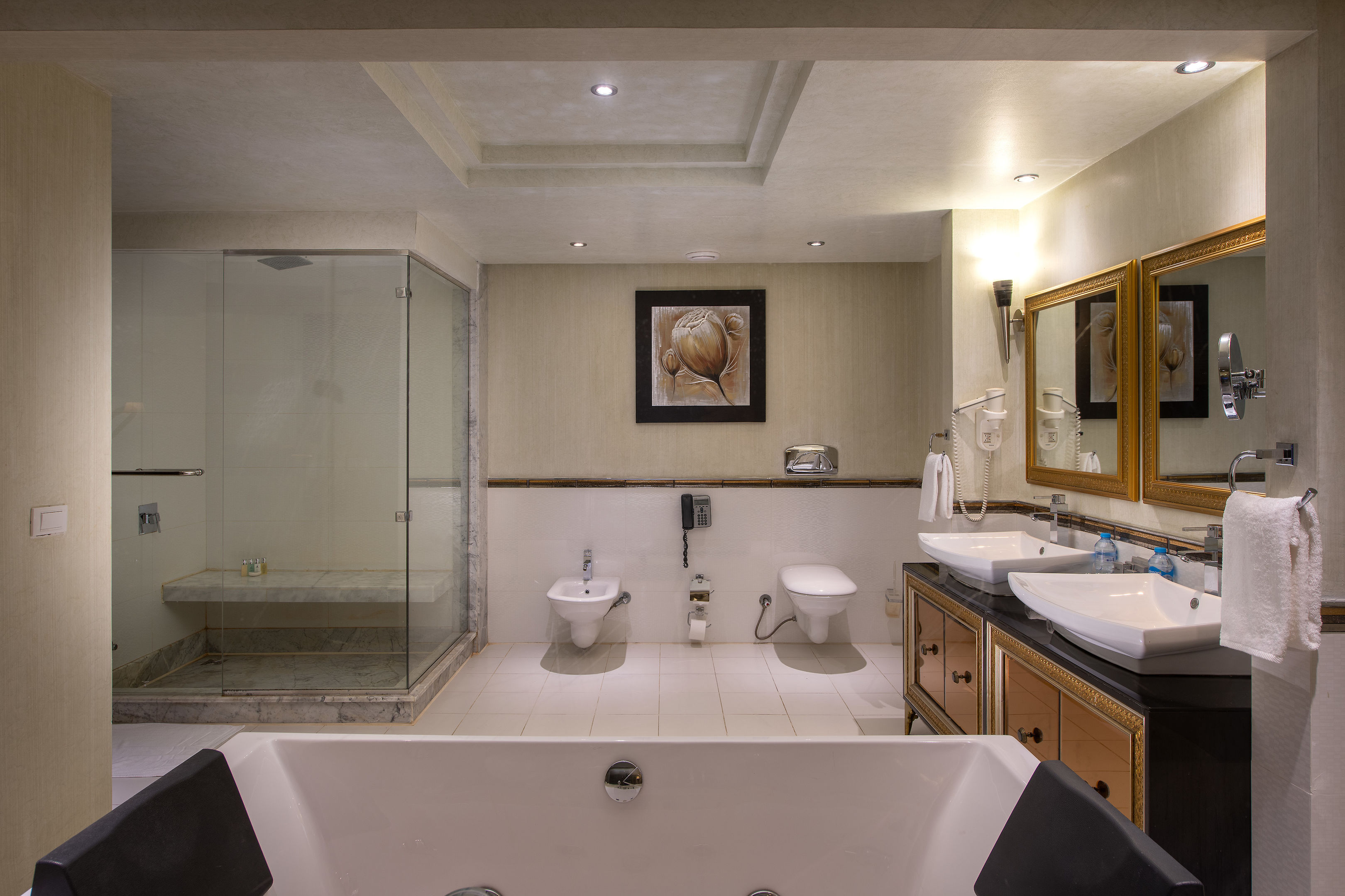 Premier Le Reve Hotel & Spa image 3