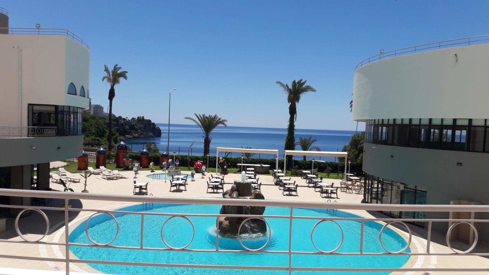 Cender Hotel image 0