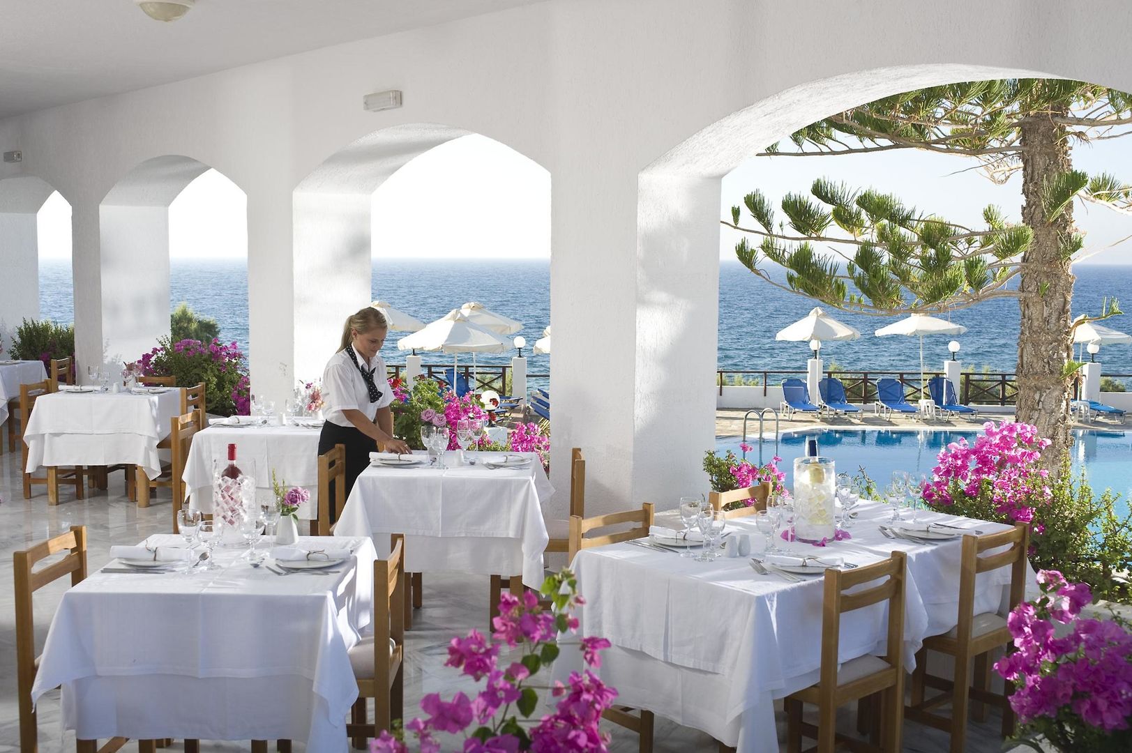 Maritimo Beach Hotel image 3