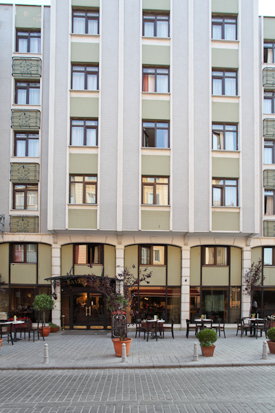 Ramada by Wyndham Istanbul Grand Bazaar image 0