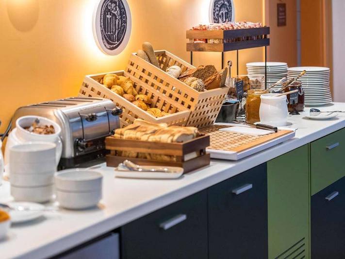 Ibis Styles Athens Routes in Athens - foto 4