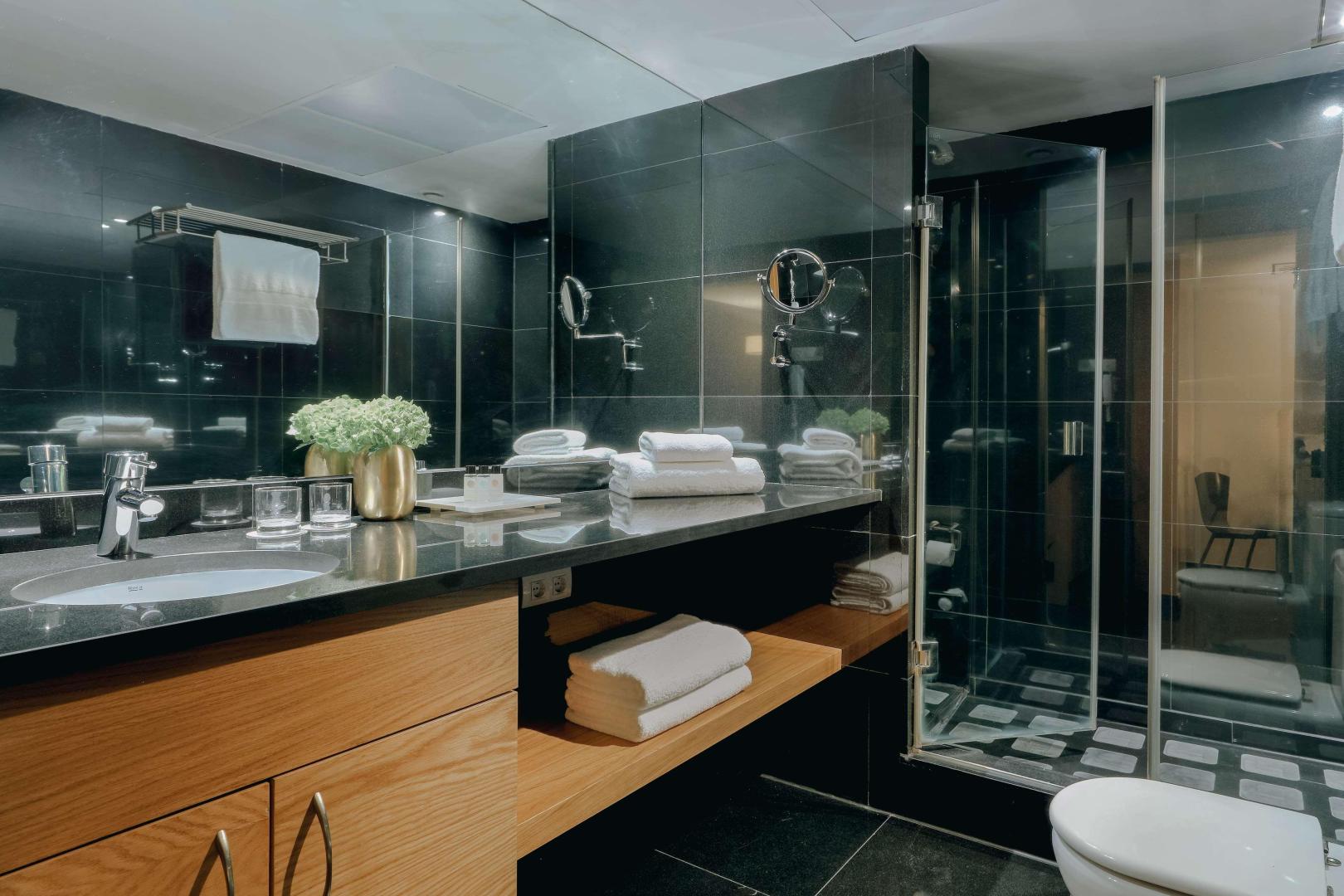 Apartamentos Hesperia Barcelona Fira image 3