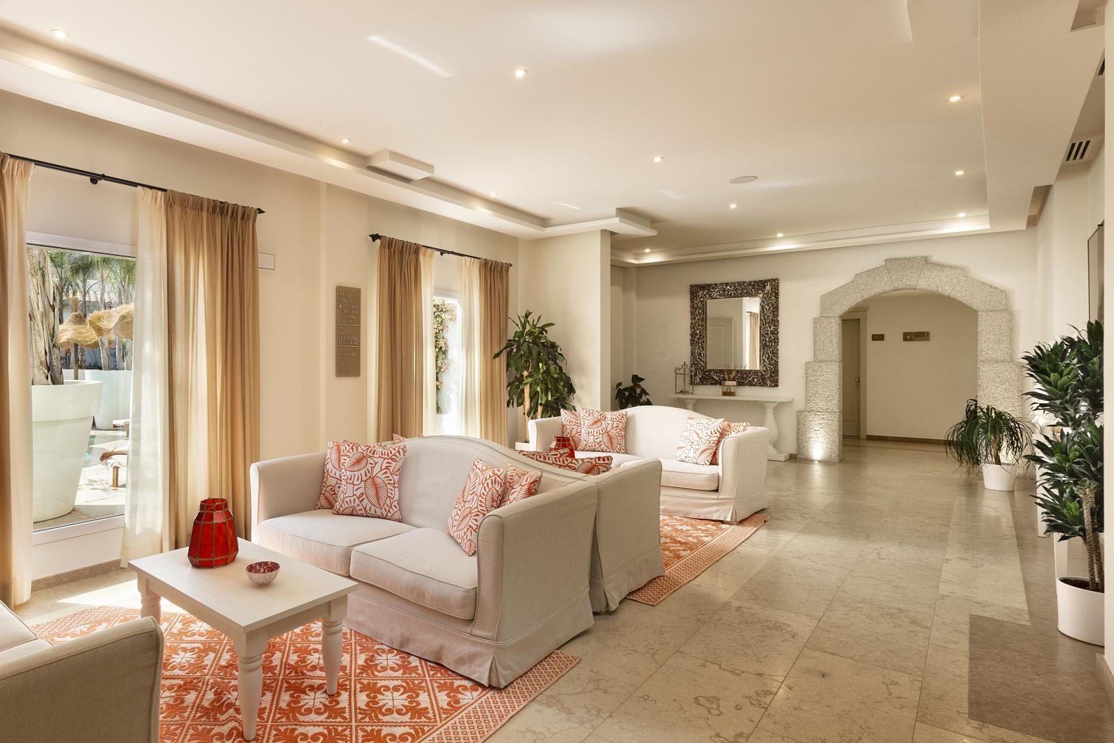 Luxe entreehal — Grand Hotel Cannigione