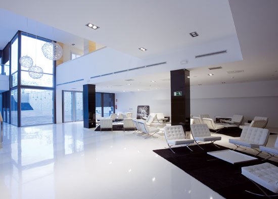 Hotel Zentral Ave image 2