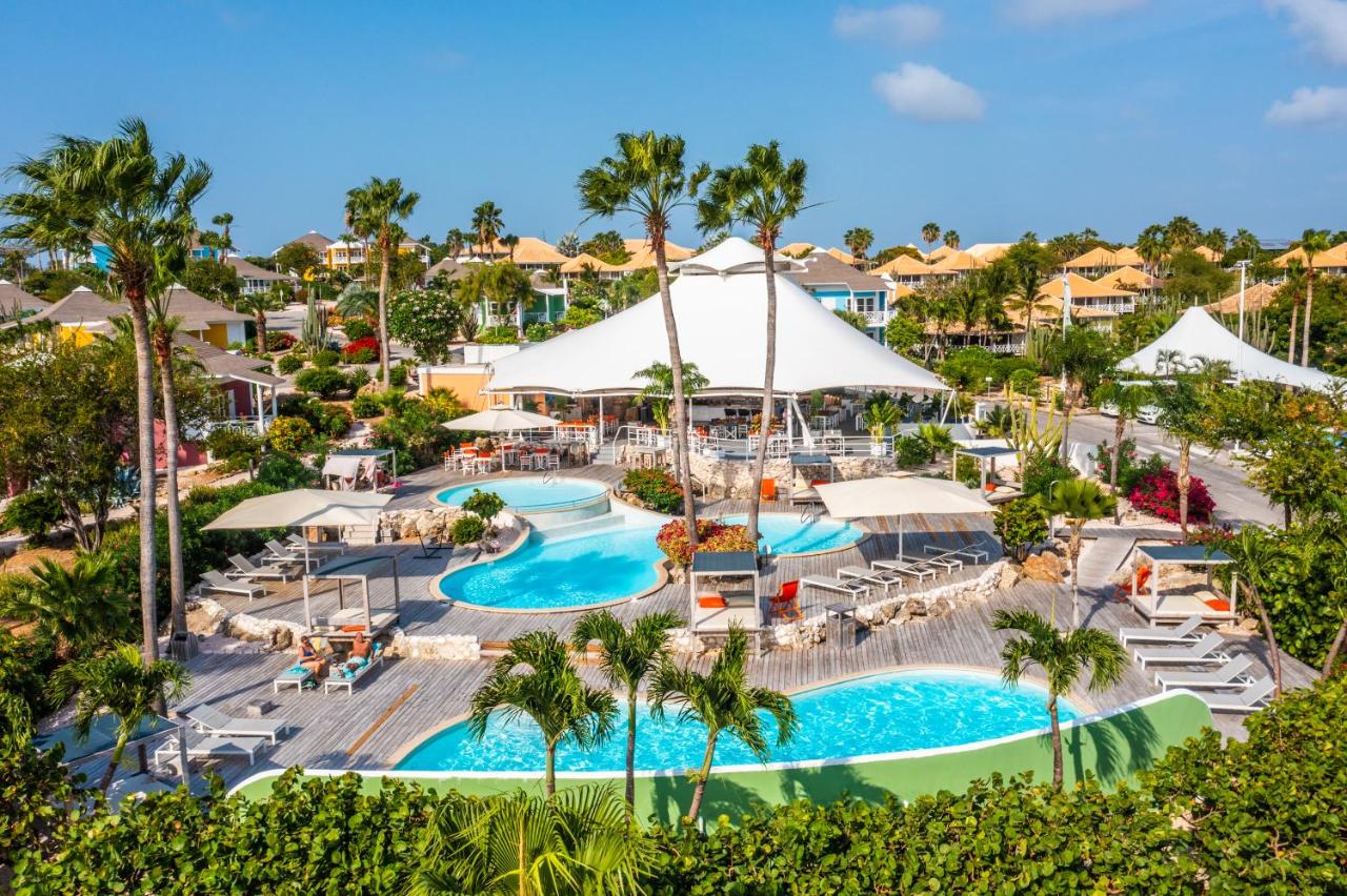 DeLynne Resort Curacao.