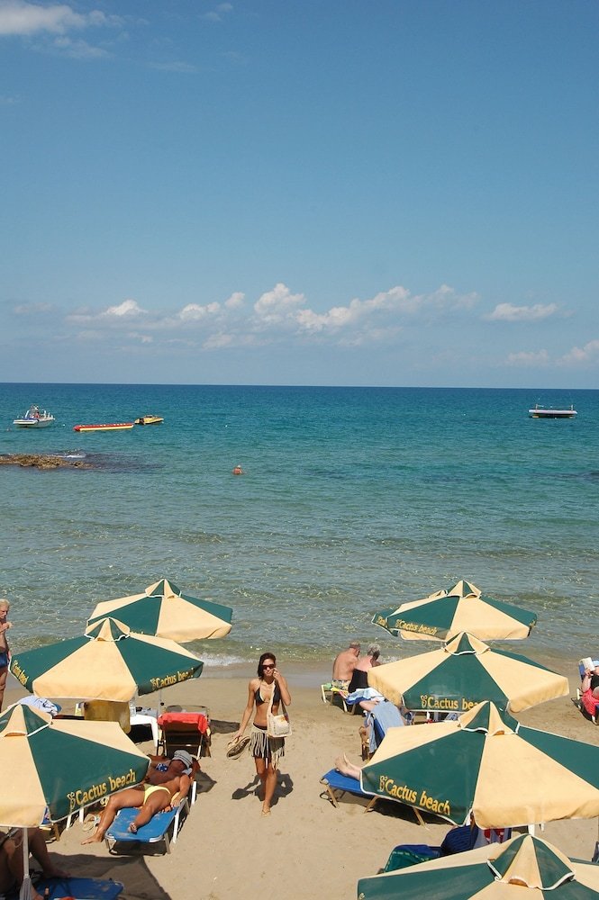 Cactus Beach Hotel & Bungalows foto 24