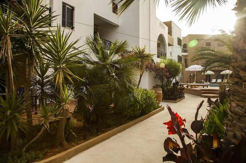 Nami Hotel & Suites image 1