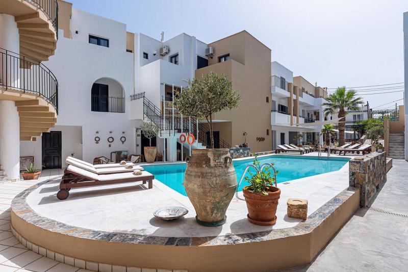 Nami Hotel & Suites