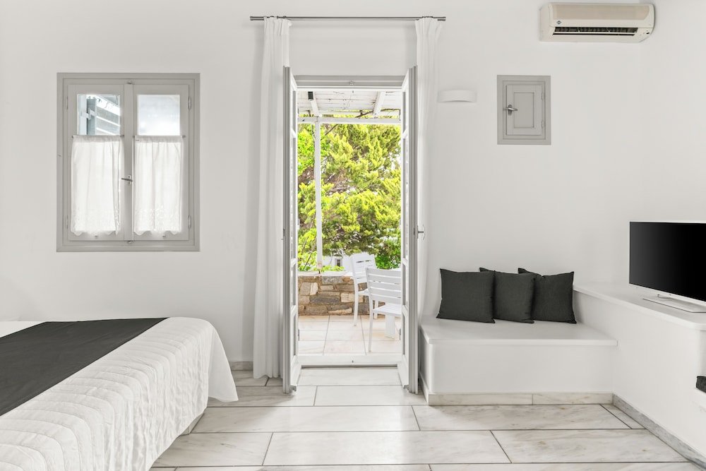 Mr & Mrs White Paros foto 16