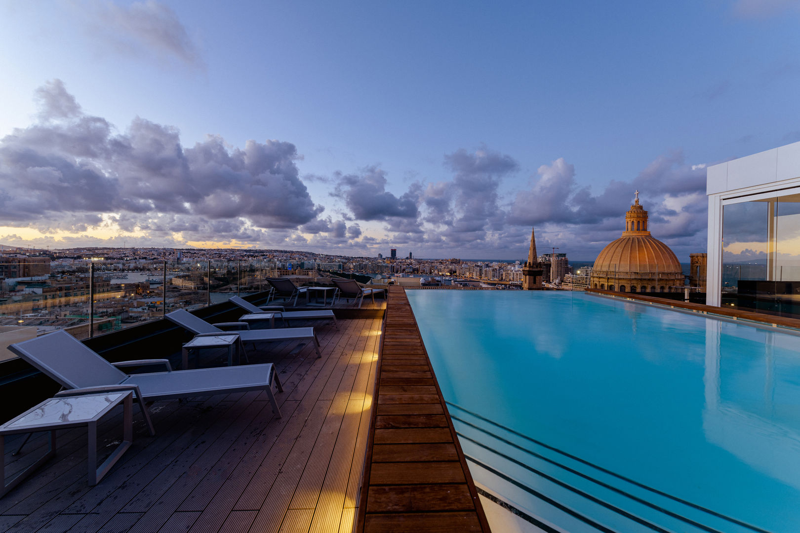 The Embassy Valletta Hotel foto 5