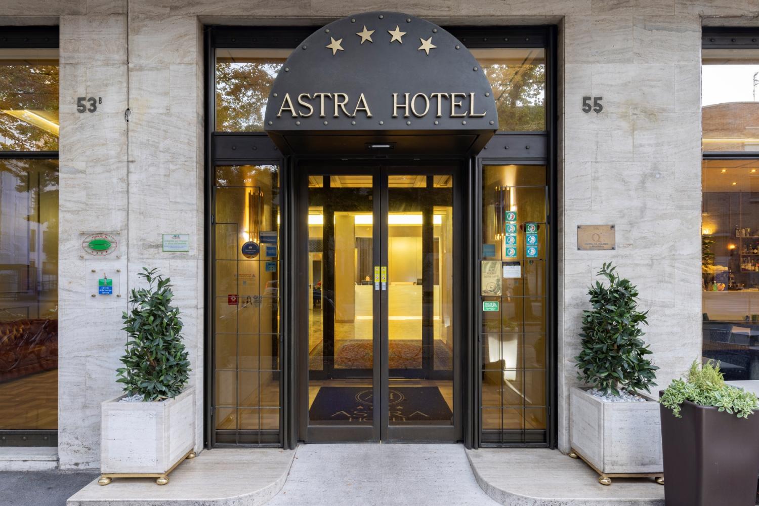 Astra Hotel image 0