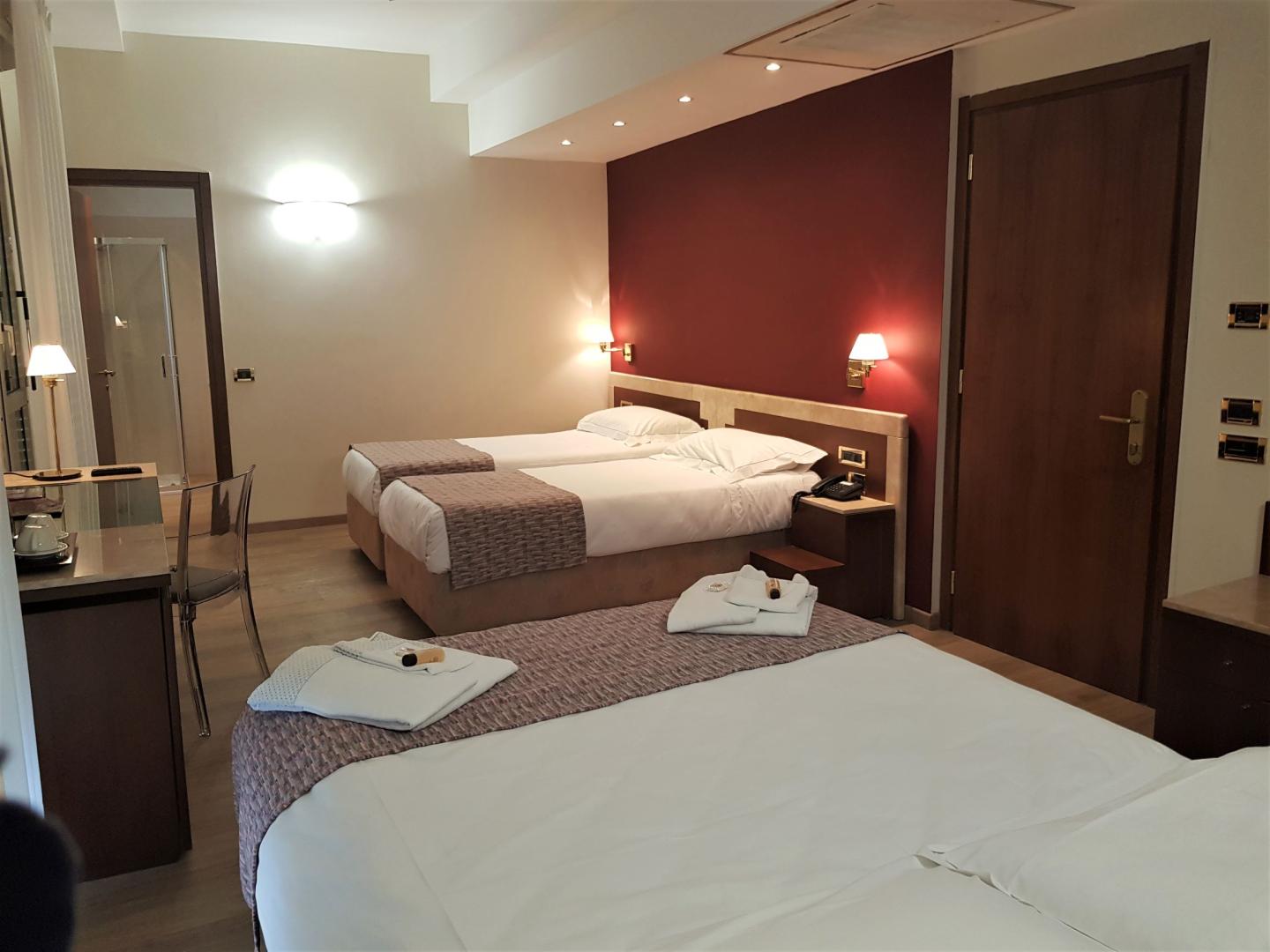 Astra Hotel foto 13