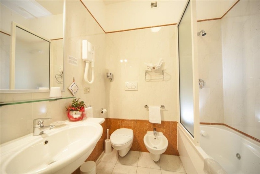 Hotel Bisanzio image 0