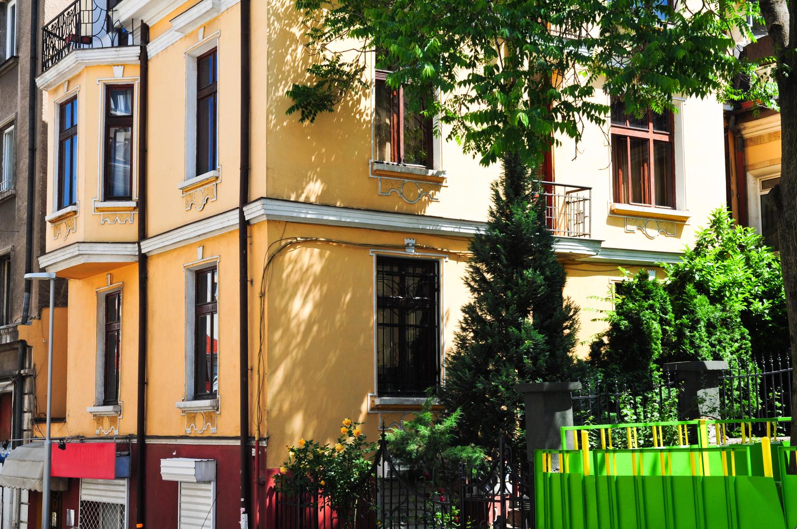 Main image