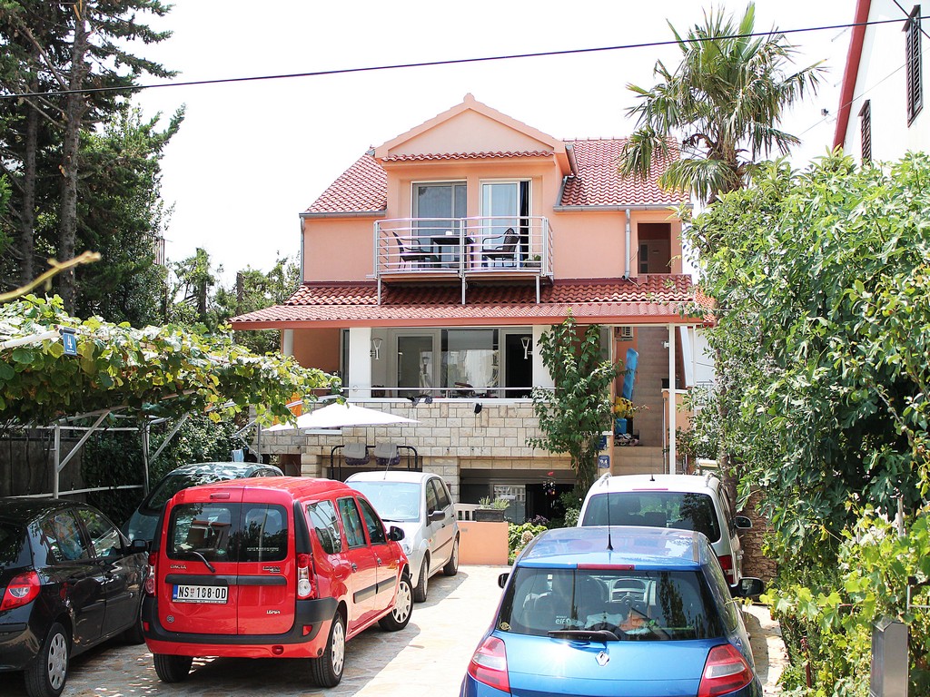Main image