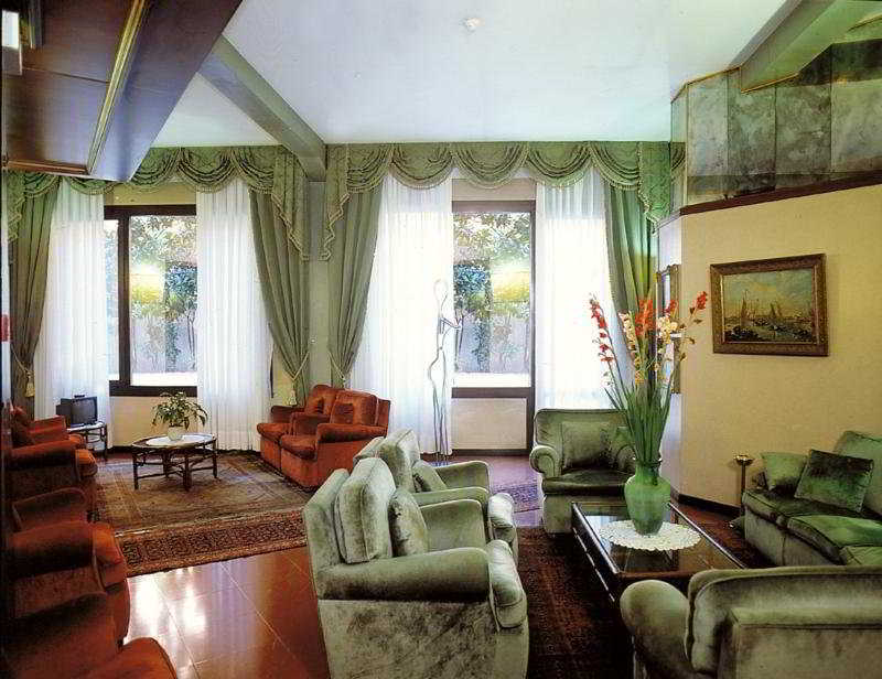 Boulevard foto 8