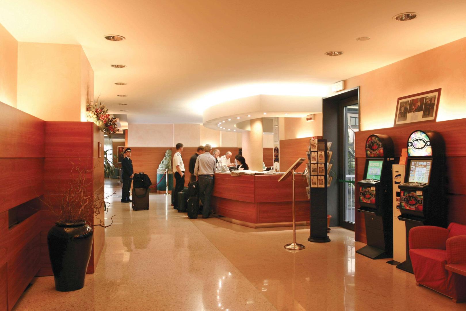 Best Western Hotel Cavalieri della Corona foto 13