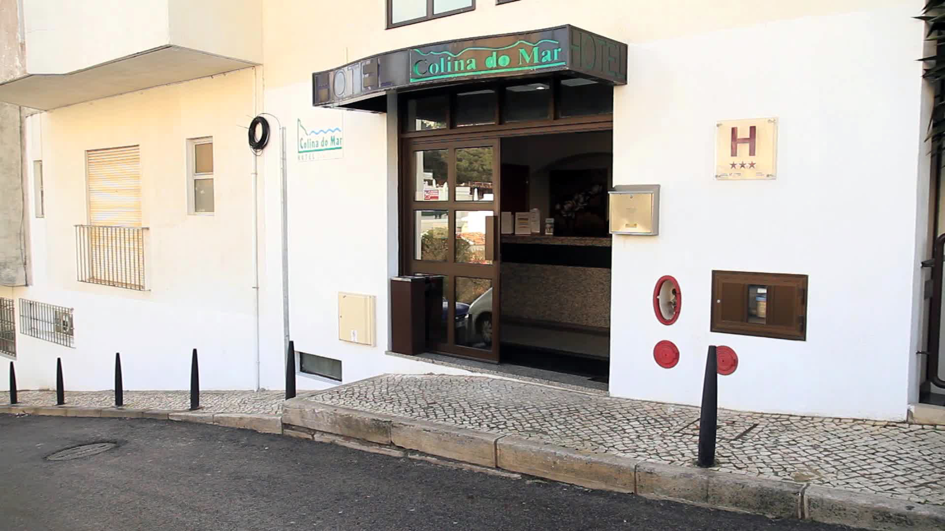 Hotel Colina do Mar image 1