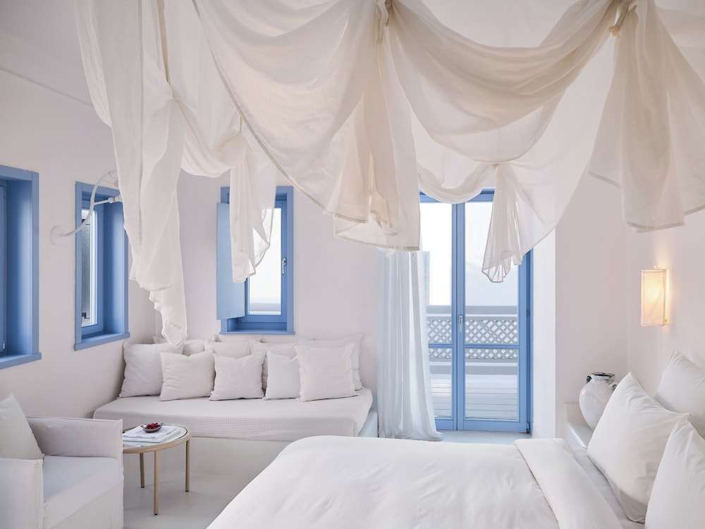 Mykonos Blu, A Grecotel Resort to Live image 2