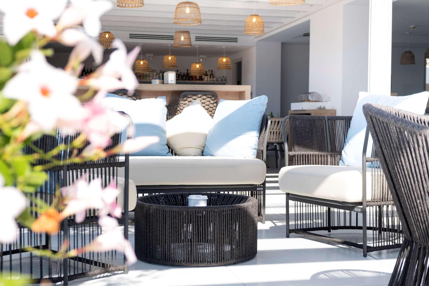 Lobby met receptie — Hotel Blumarea Best Western Signature Collection