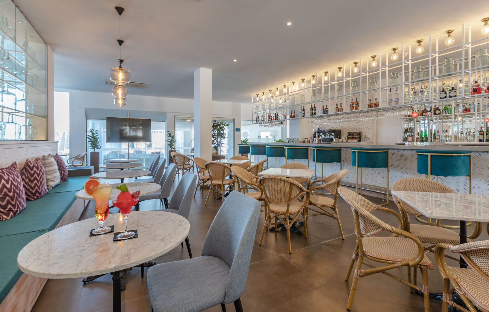 Caprice Concord Hotel & Spa image 2