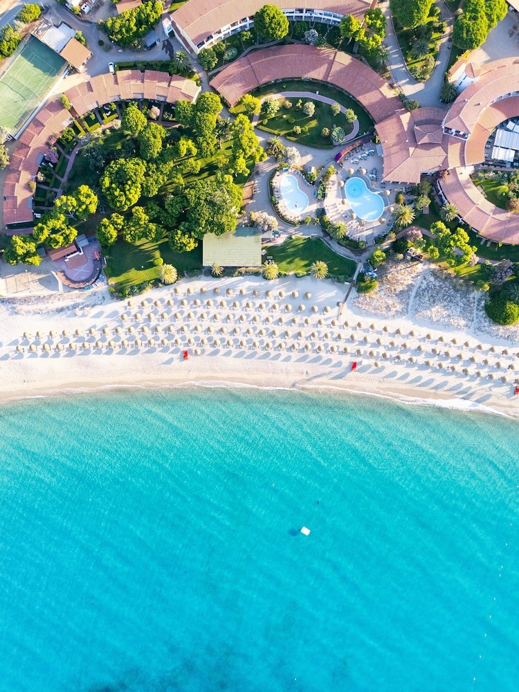 Resortoverzicht — Hotel & Residence Cormoran