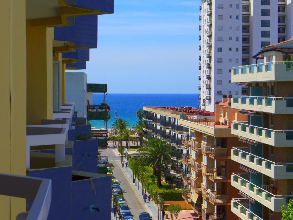Alboran Apartments by Rentalmar image 3