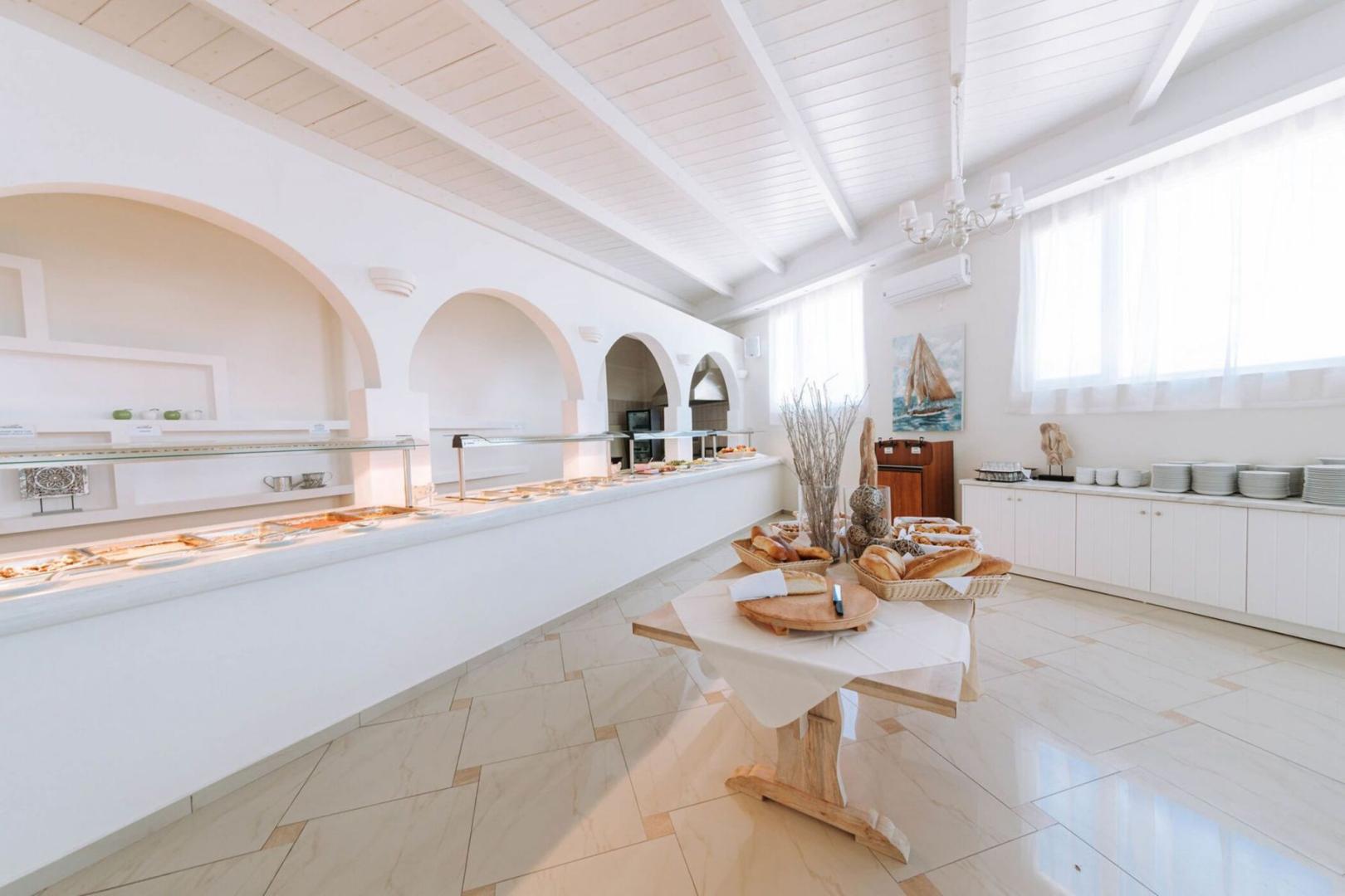 Naxian Emerald Hotel image 2
