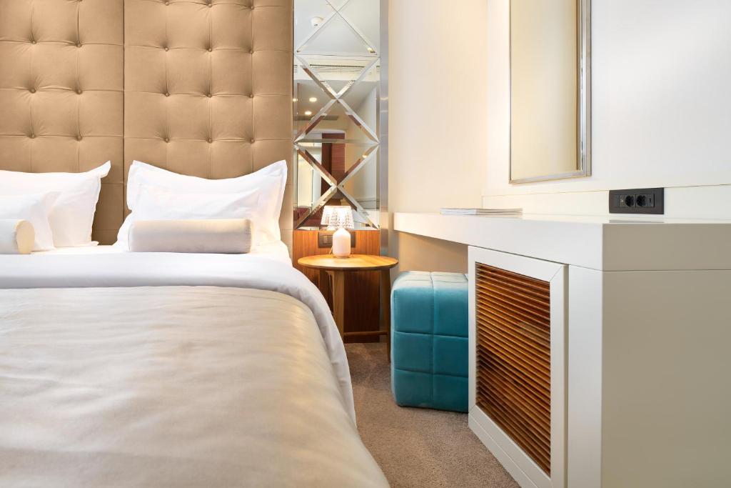 Kamer met twee aparte bedden — Time Hotel