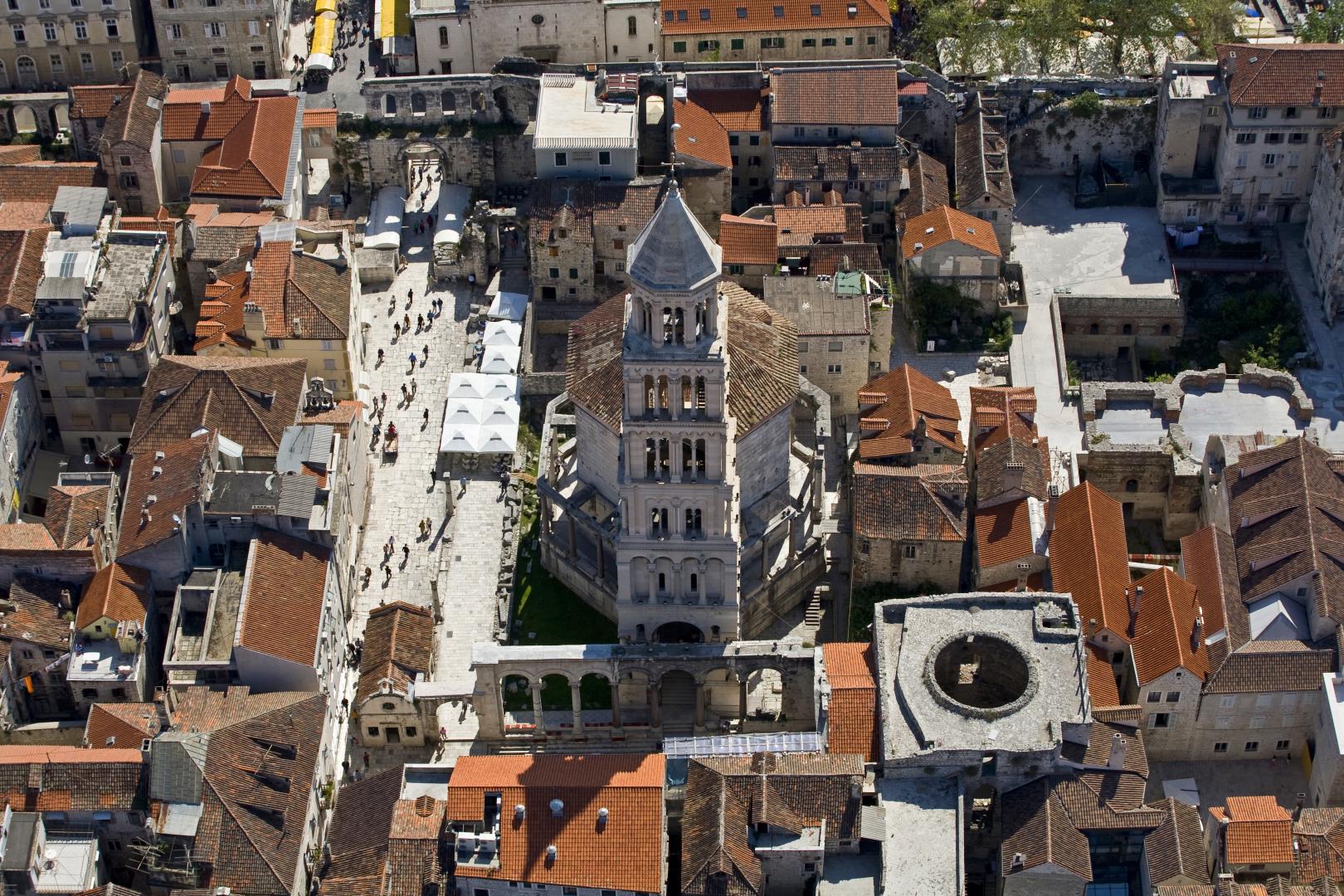 Skyline-uitzicht over de stad — Studio Apartments 4 You In Split