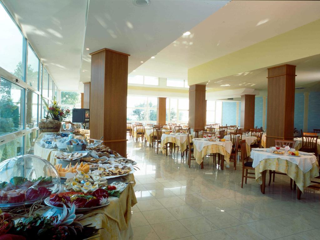 Remin Plaza foto 10