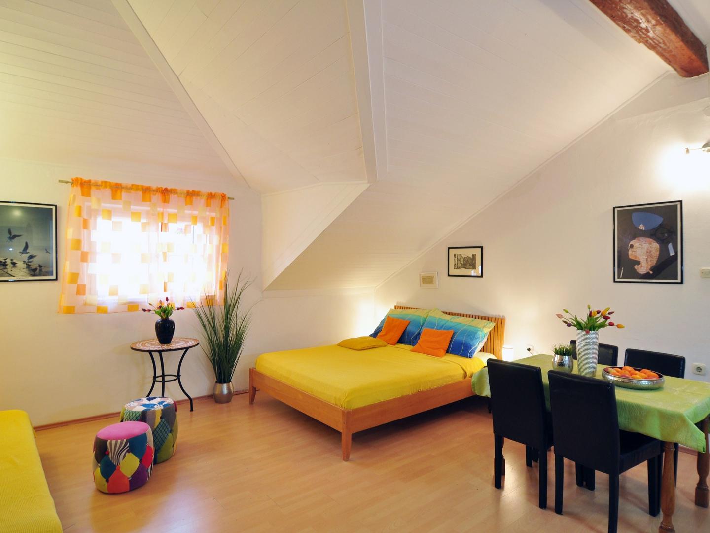 Suite met zithoek — Klarina Apartments