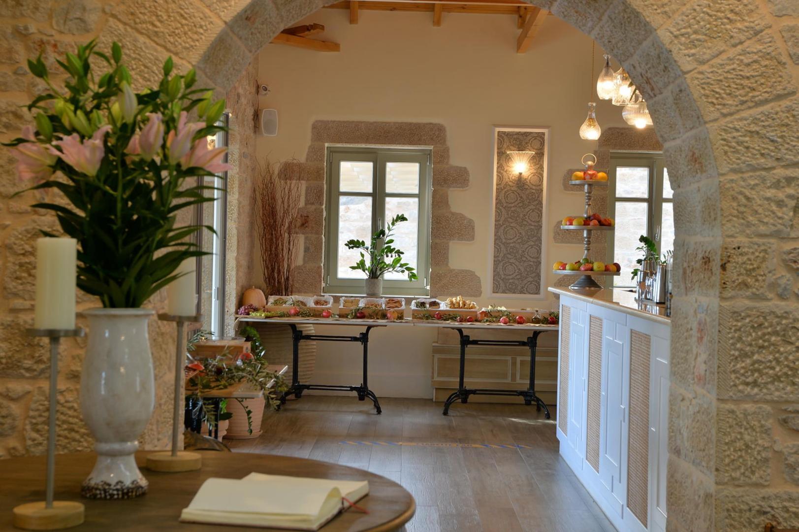Akrolithi Boutique Hotel image 2